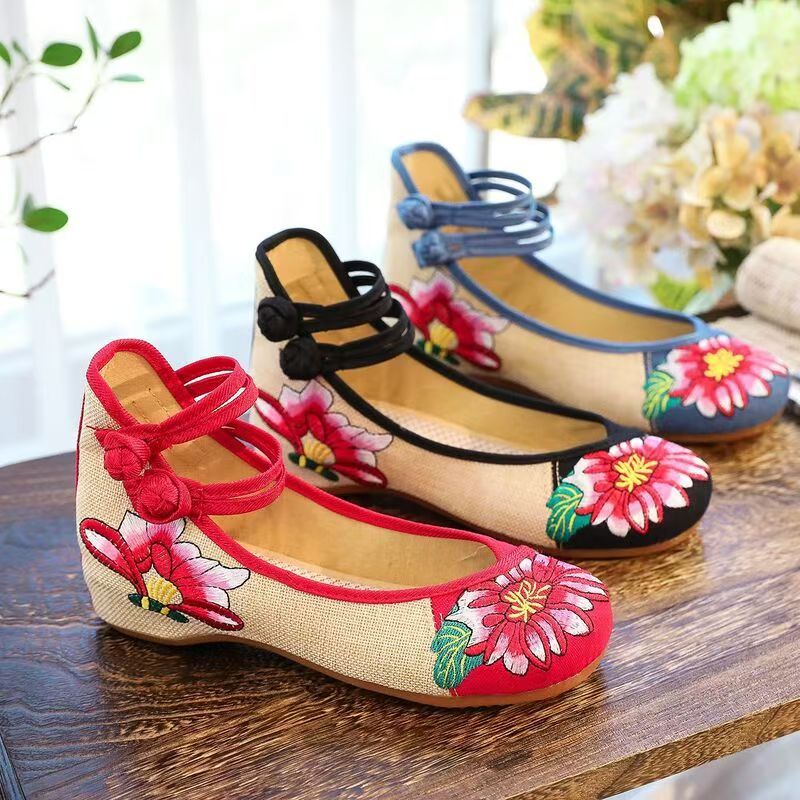 Embroidery Skirt - Woman Wedges Embroidered Cloth Shoes Spring