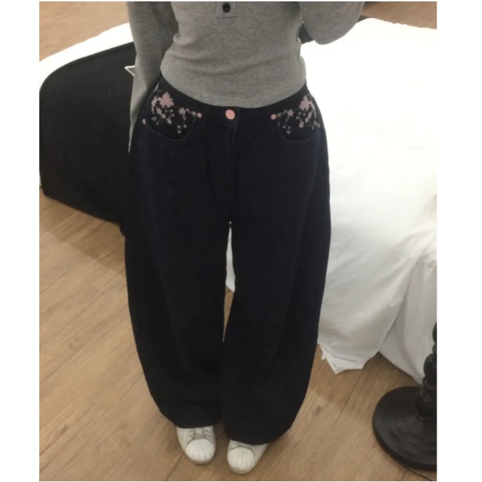 Sakura Embroidery Loose Scythe - đánh giá và giá Embroidery Jeans Sakura