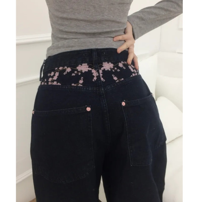 Sakura Embroidery Loose Scythe - đánh giá và giá Embroidery Jeans Sakura