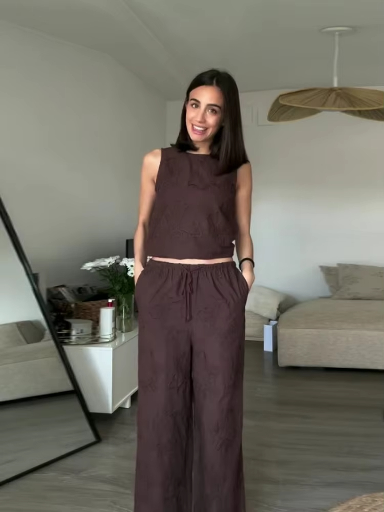 HH Women Solid Embroidery Pant - đánh giá và giá Embroidery Vest