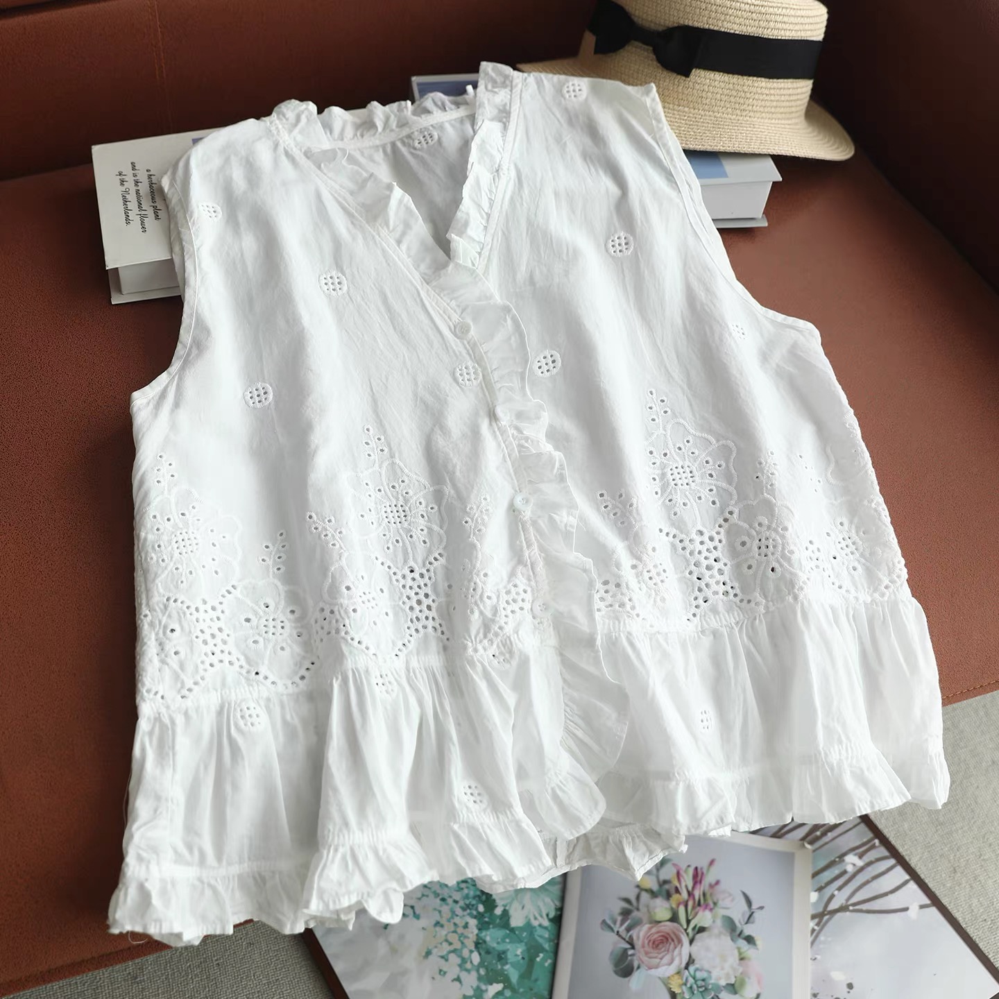 Women Sleeveless Vest Top Ruff - đánh giá và giá Embroidery Vest