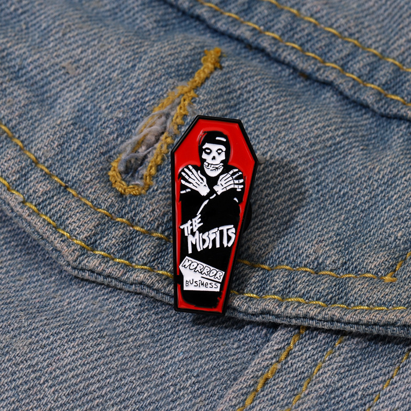 Skeleton Coffin Enamel Pins Cu - đánh giá và giá Embroidery Illustration