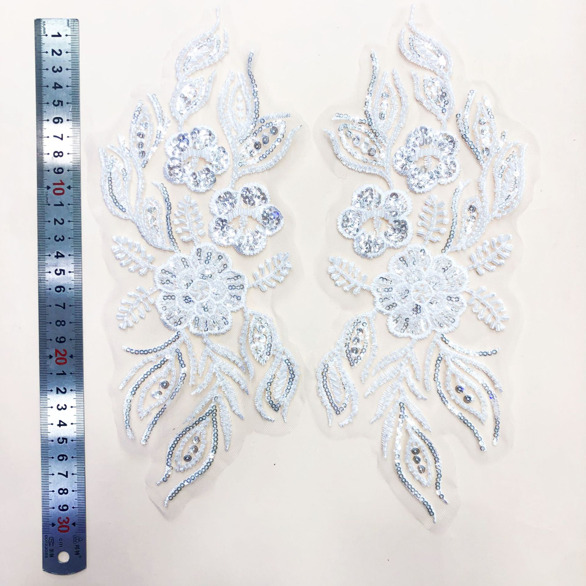 Glitter Lace Fabric Trim with  - đánh giá và giá Embroidery Gradient